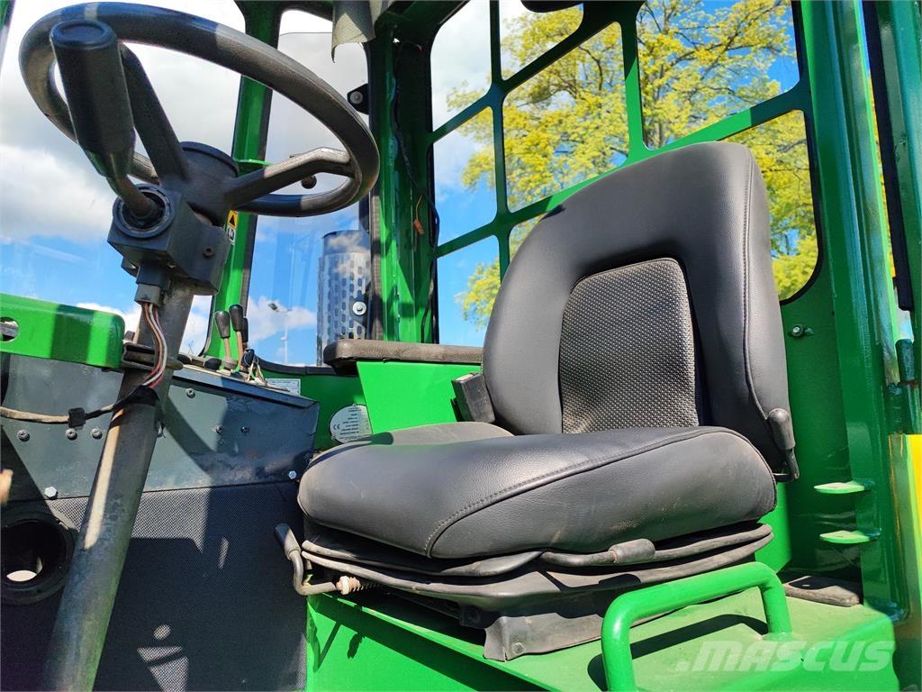 Combilift C4000 Чотириходові річ-траки