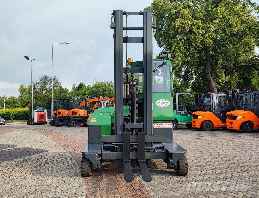 Combilift C4000 Чотириходові річ-траки