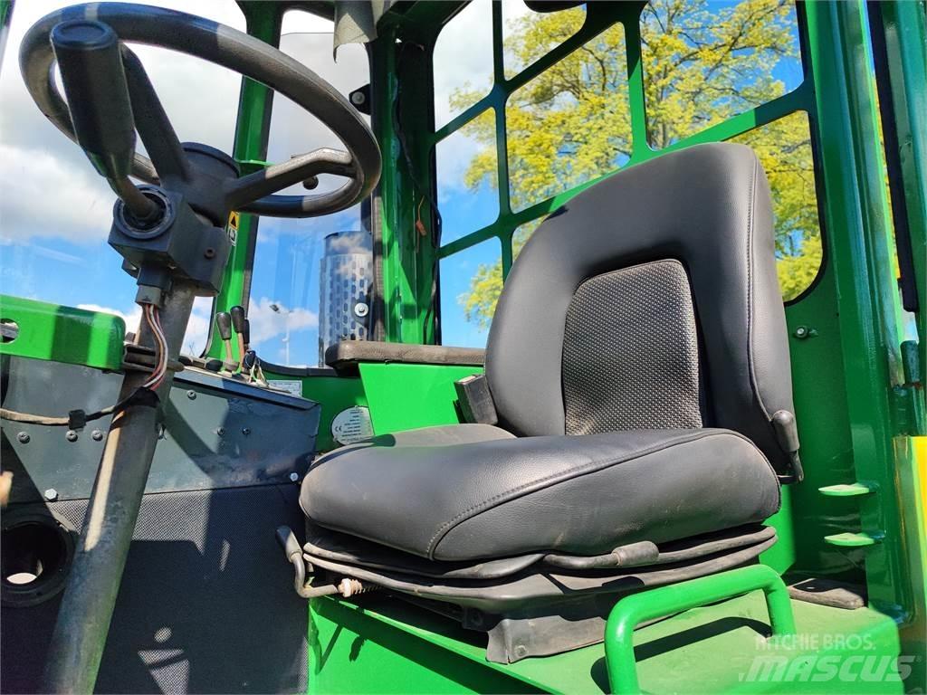 Combilift C4000 Чотириходові річ-траки