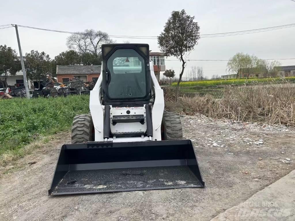 Bobcat S 300 Міні-навантажувачі