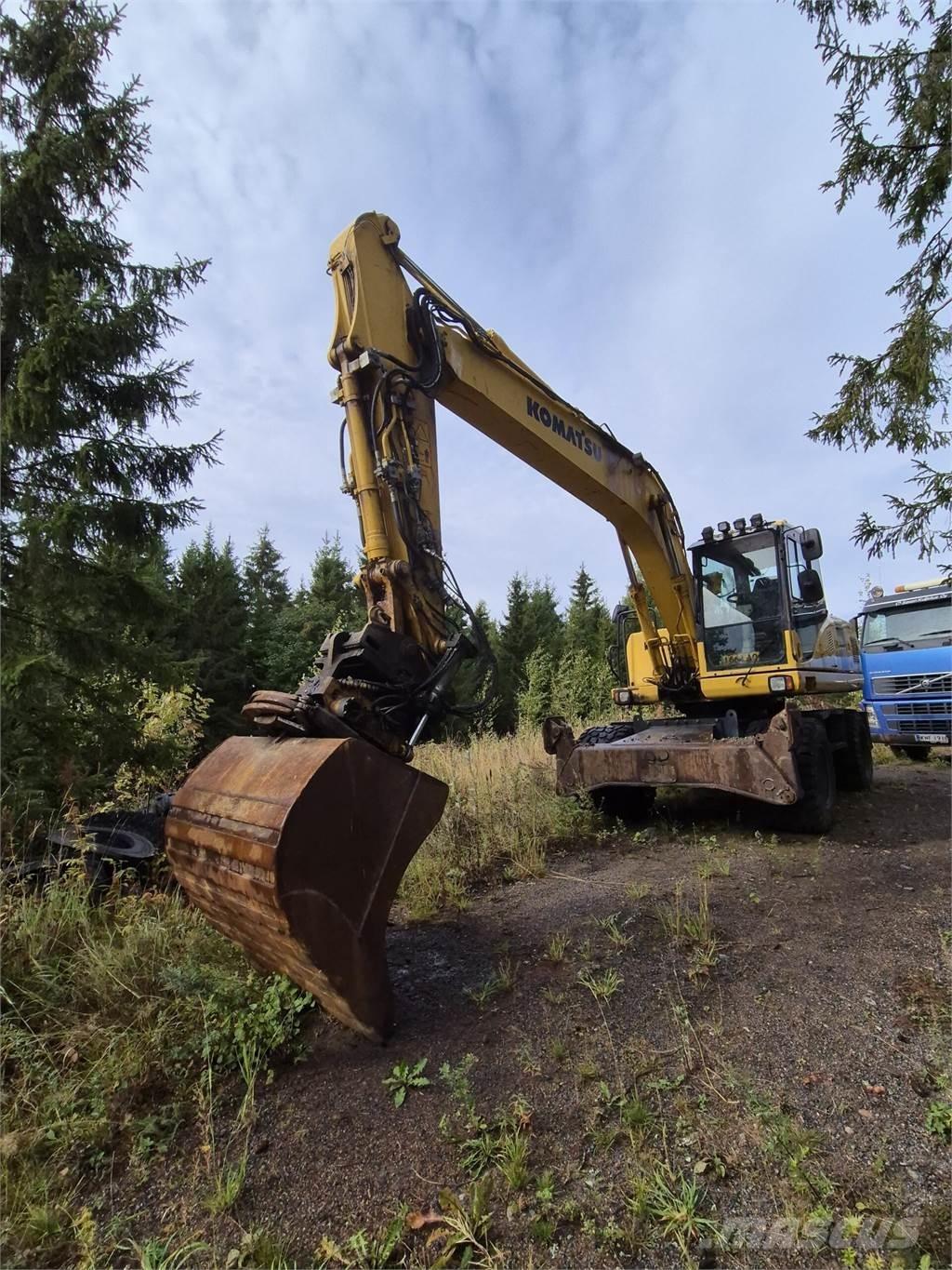Komatsu PW180 ES-7 Колісні екскаватори