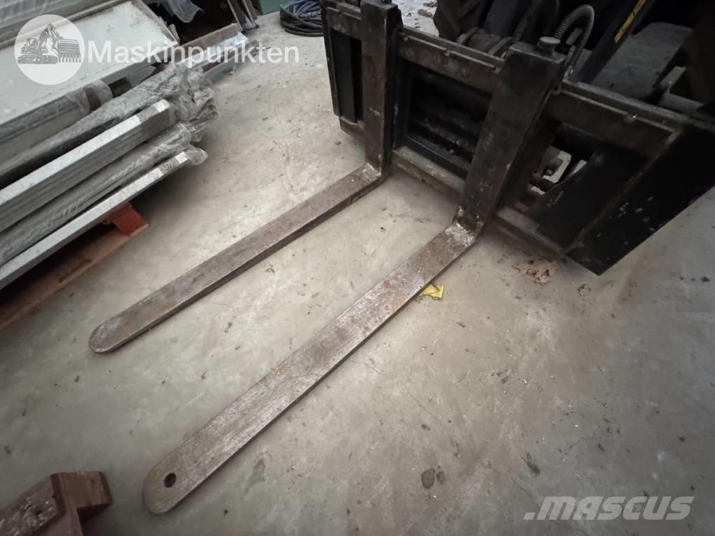 JCB 403 Фронтальні навантажувачі