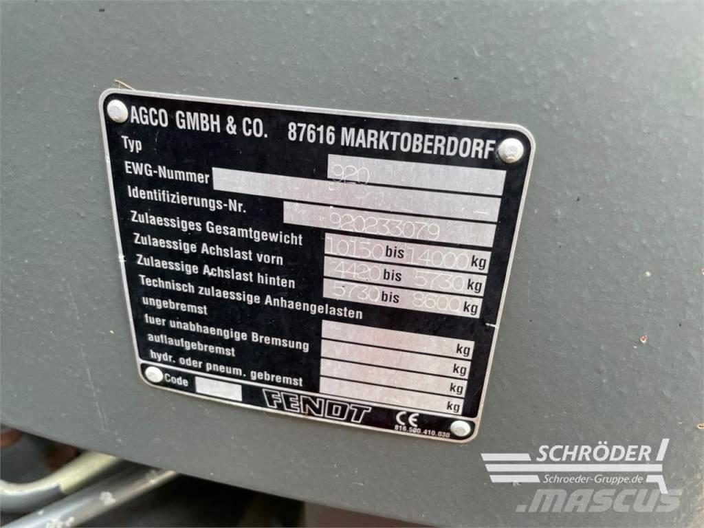 Fendt 920 VARIO Трактори