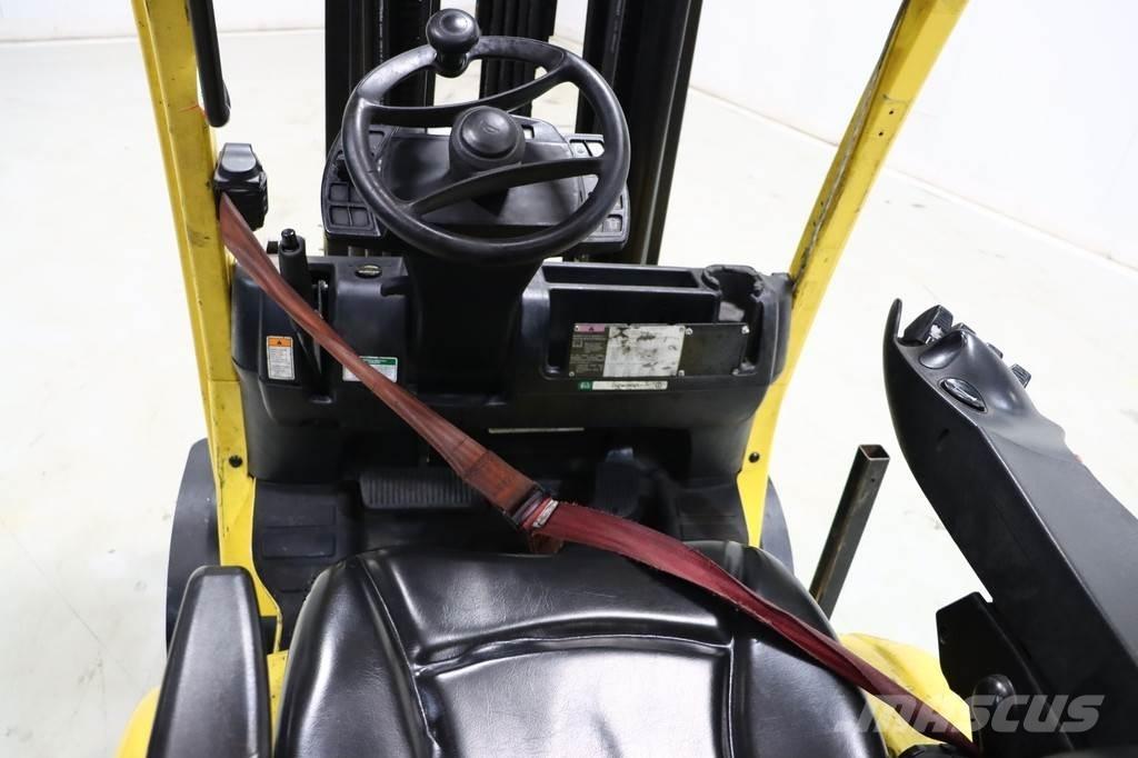 Hyster S3.0FT Газові навантажувачі