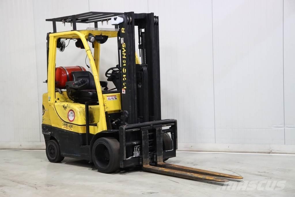 Hyster S3.0FT Газові навантажувачі
