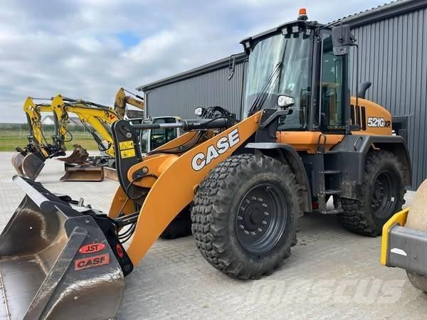 CASE 521 G XR Фронтальні навантажувачі