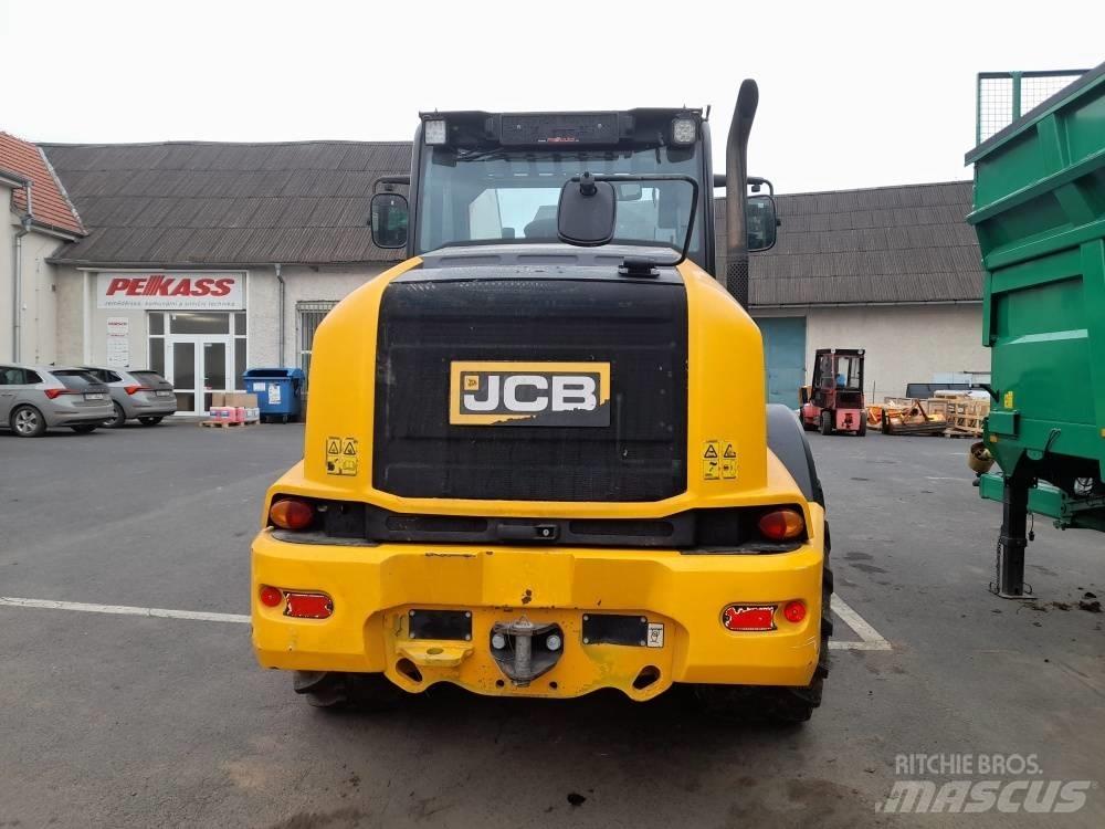 JCB TM 420 Телескопічний навантажувач