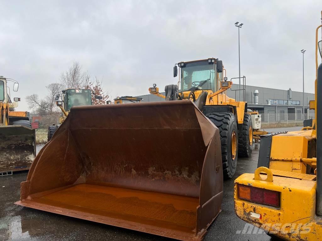 Volvo L 220 E Фронтальні навантажувачі