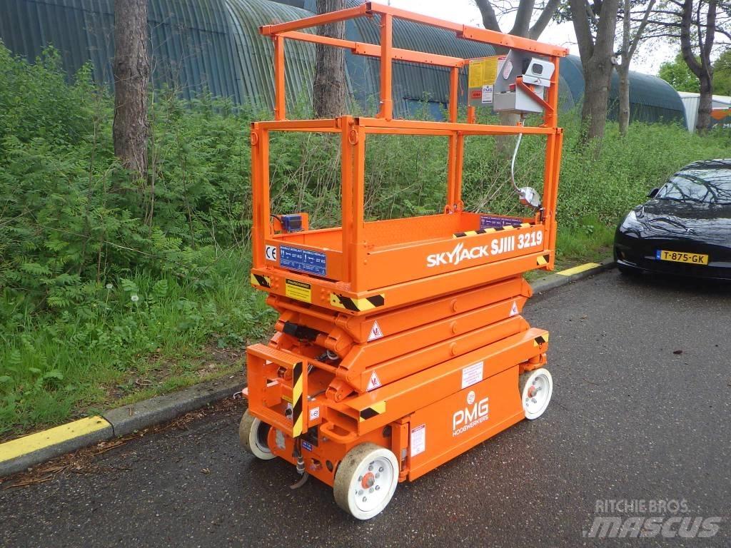 SkyJack SJ3219 Підйомники-ножиці