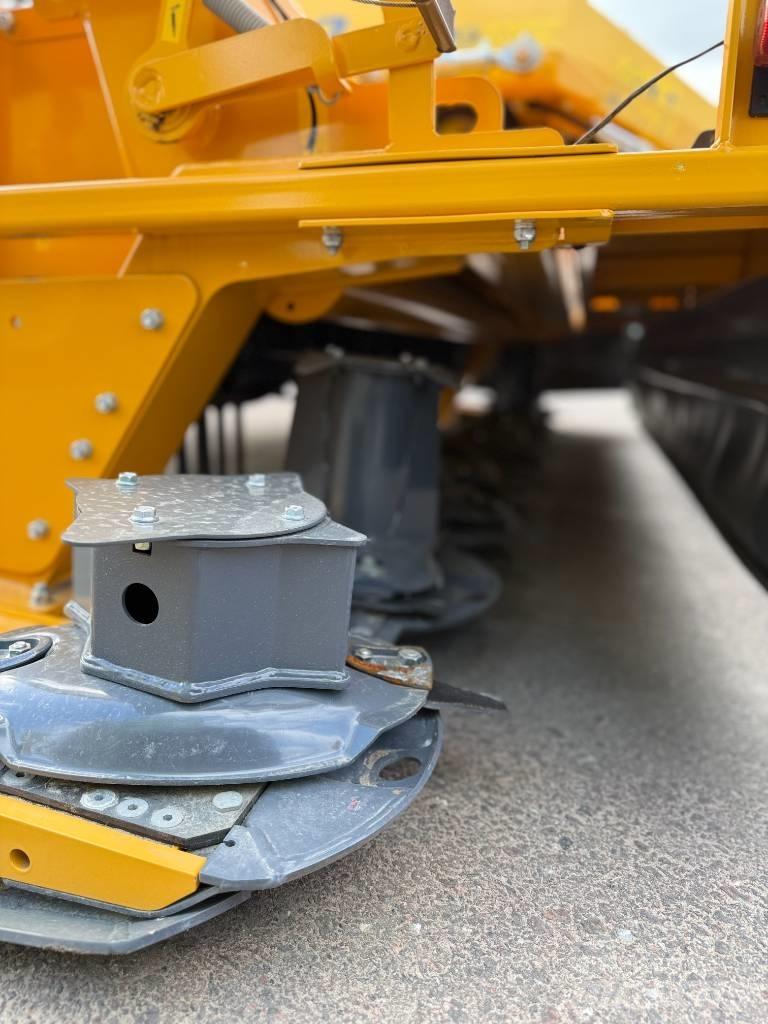 Elho NM 3700 Front Косилки