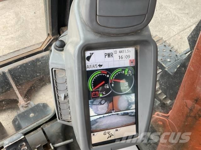 Hitachi ZX 135 US-6 Гусеничні екскаватори
