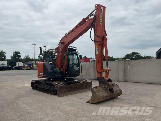 Hitachi ZX 135 US-6 Гусеничні екскаватори