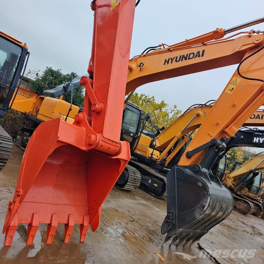 Hitachi EX 200-3 Гусеничні екскаватори
