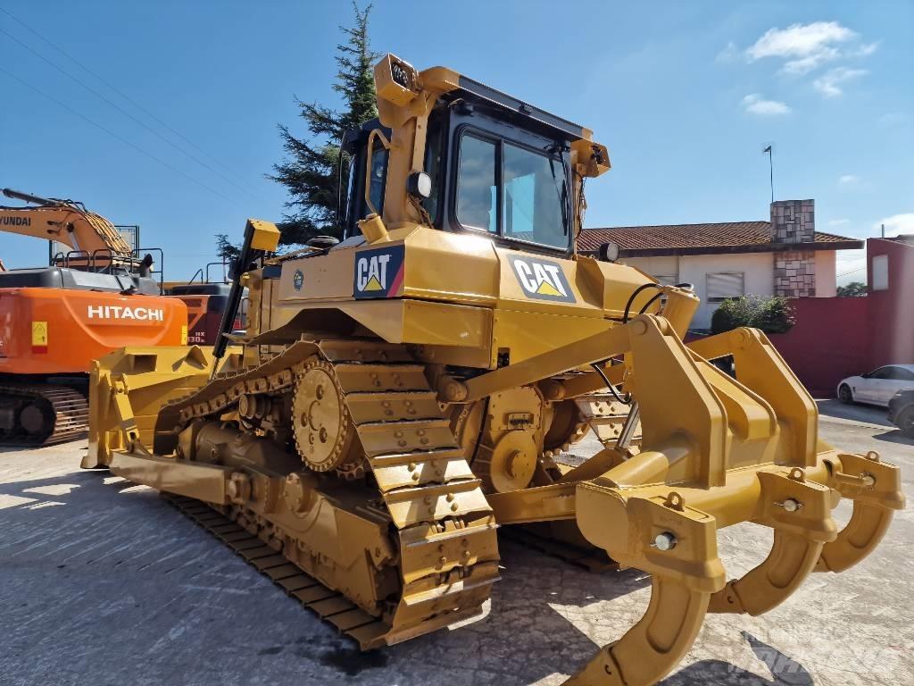 CAT D 6 T XL Гусеничні бульдозери