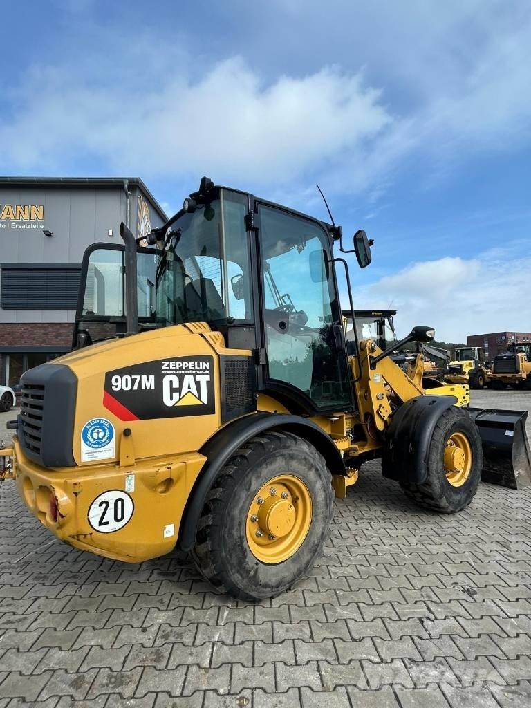 CAT 907 M Фронтальні навантажувачі