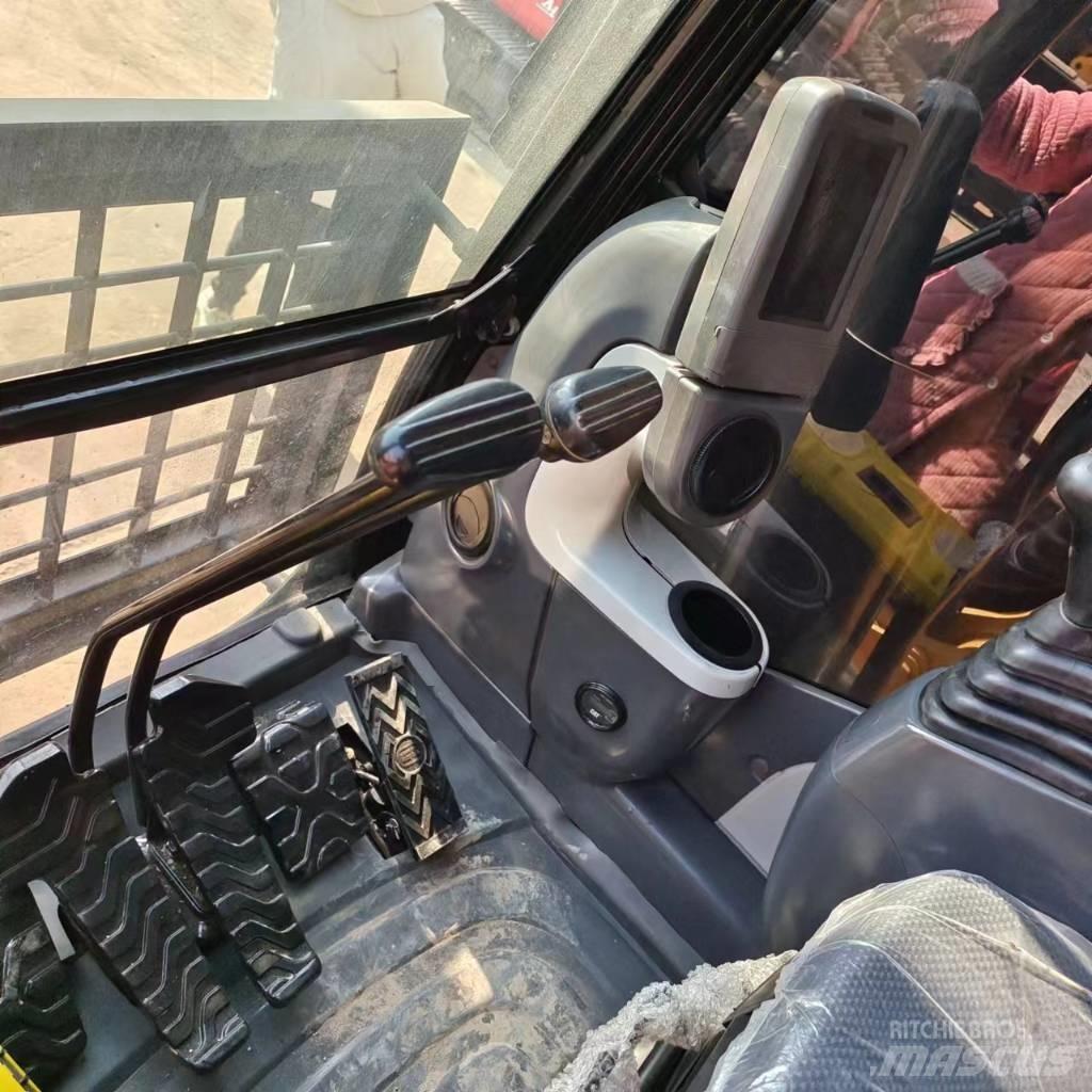 CAT 336 D2 Гусеничні екскаватори