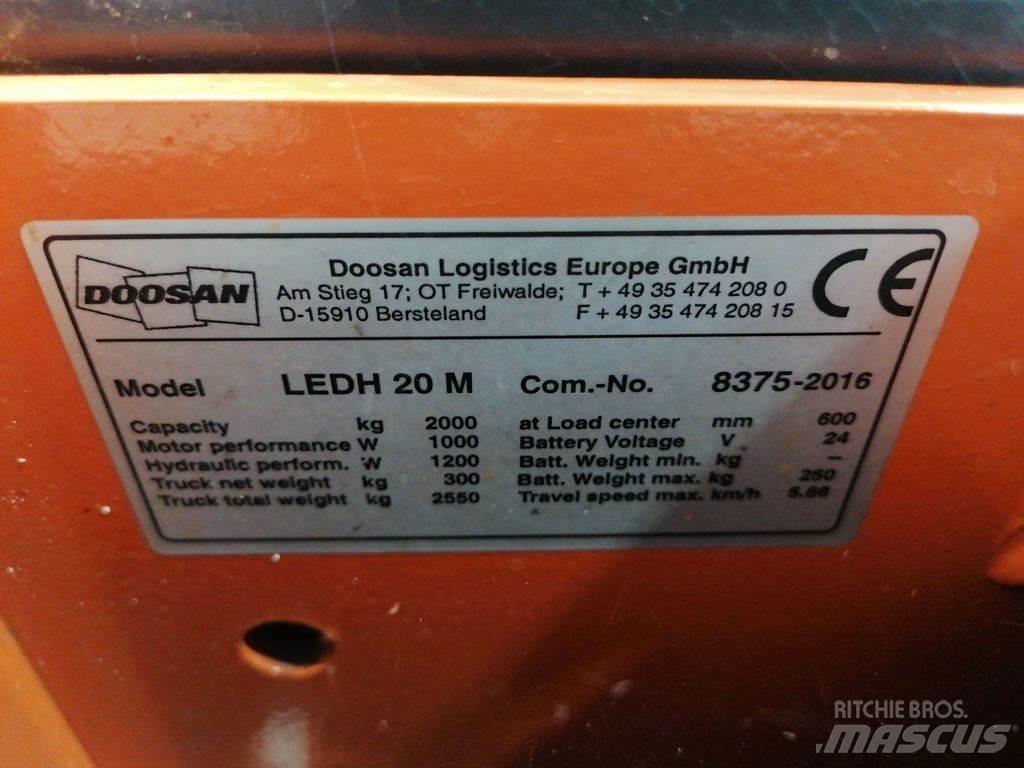 Doosan LEDH20M Штабелери