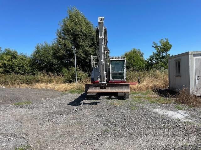 Takeuchi 2150R Гусеничні екскаватори