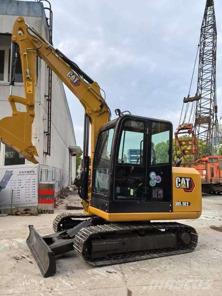 CAT 305.5E2 Гусеничні екскаватори