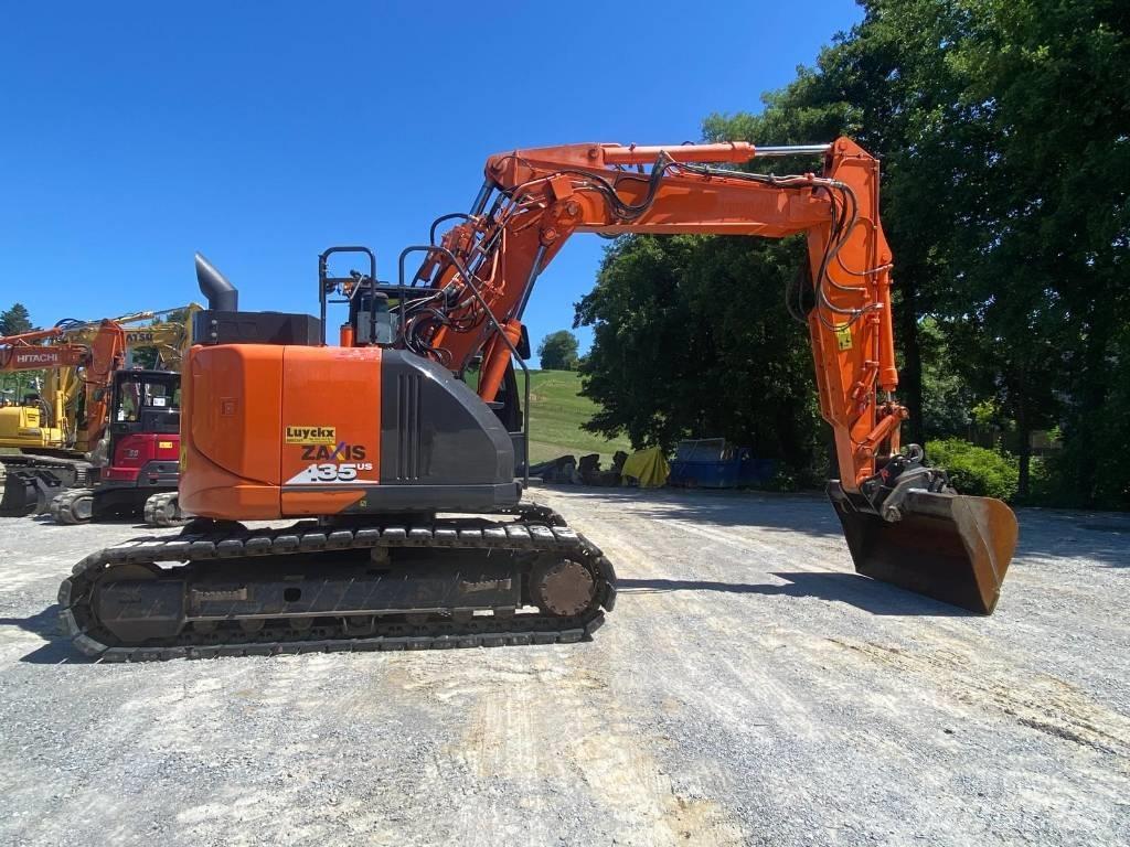 Hitachi ZX 135 US-6 Гусеничні екскаватори