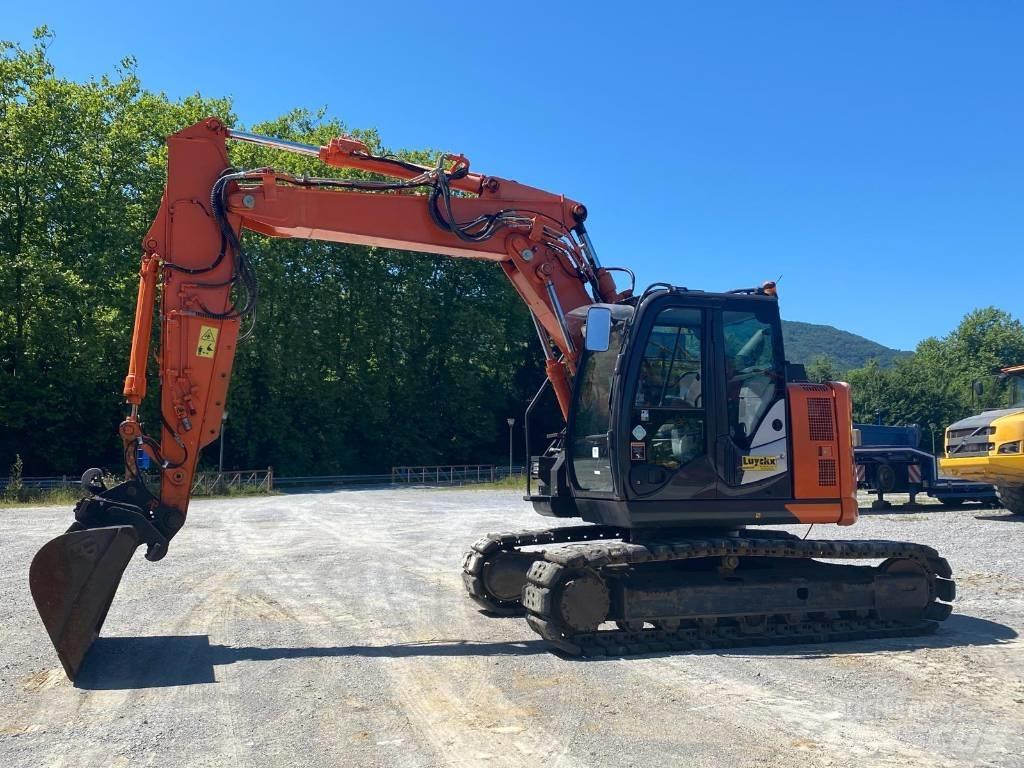 Hitachi ZX 135 US-6 Гусеничні екскаватори