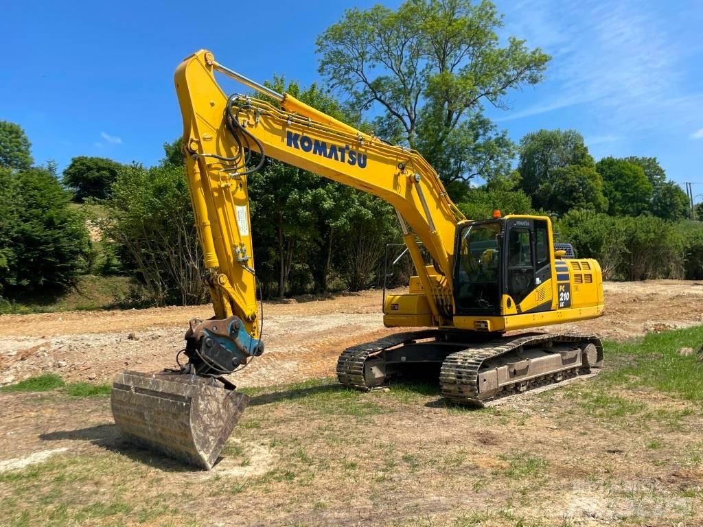 Komatsu PC210LC-11E0 Гусеничні екскаватори