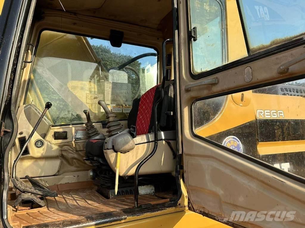 CAT 320 B Гусеничні екскаватори