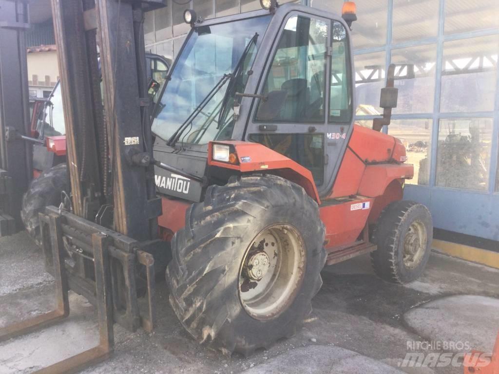 Manitou MC 30-4 Дизельні навантажувачі