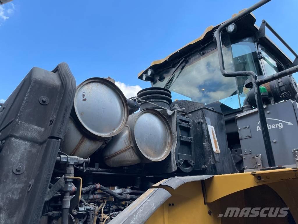 CAT 966MXE Фронтальні навантажувачі