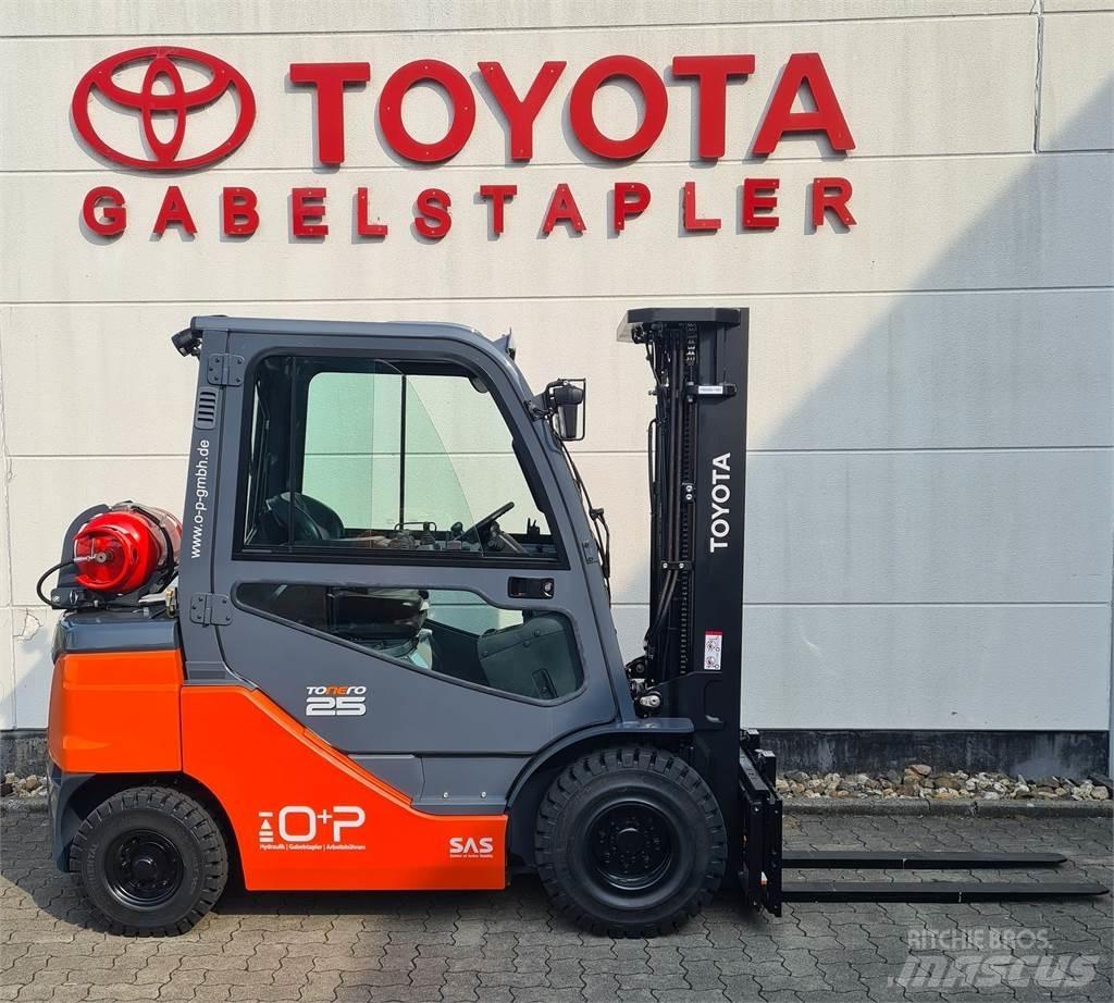 Toyota 02-8FGF25 Газові навантажувачі