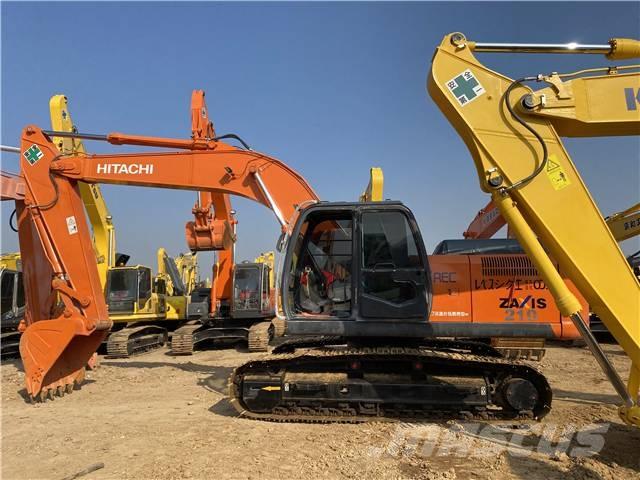 Hitachi ZX210 Гусеничні екскаватори