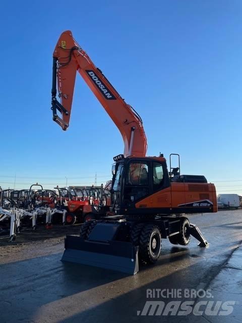 Doosan DX210W-7 Колісні екскаватори