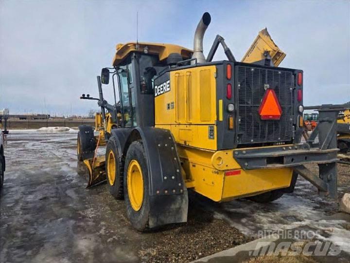 John Deere 772GP Грейдери