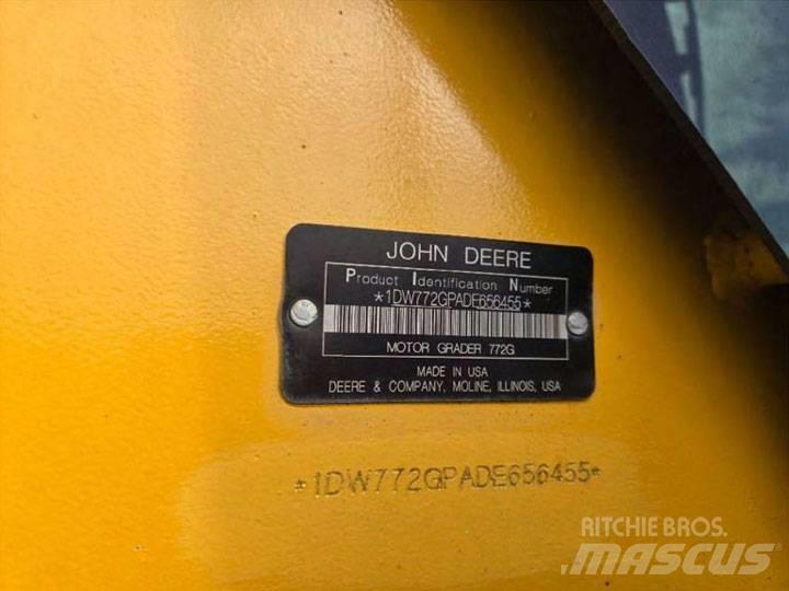 John Deere 772GP Грейдери