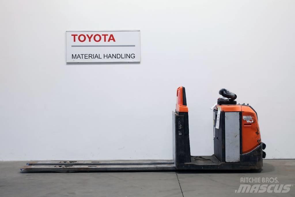 Toyota OSE 250 Підбирачі замовлень з нижніх ярусів