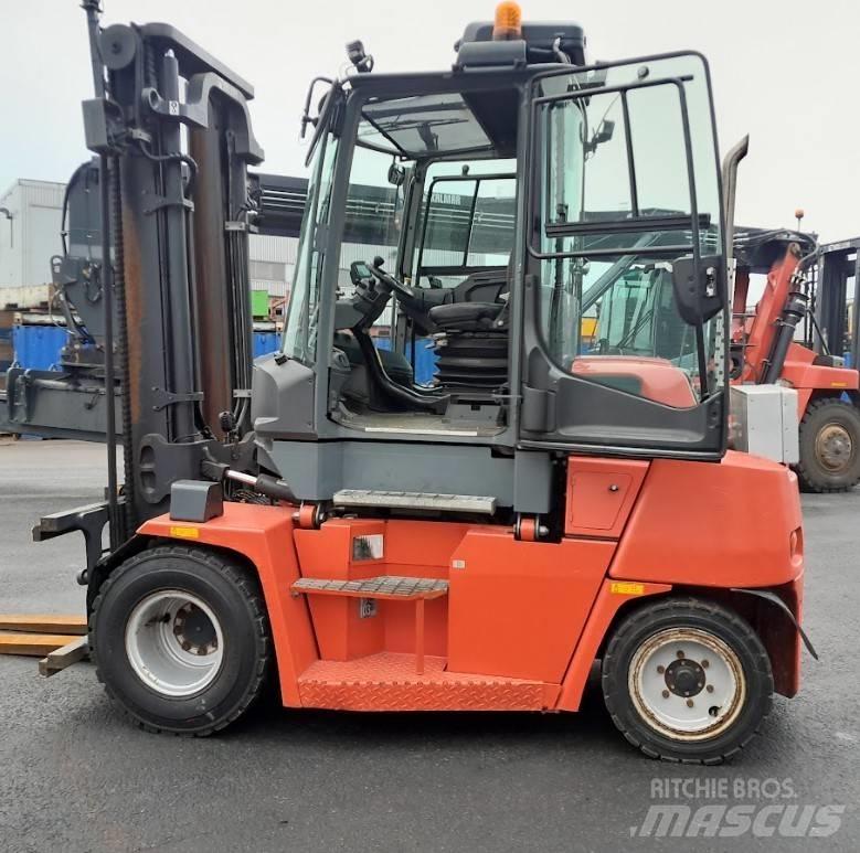Kalmar DCG55-6 Дизельні навантажувачі