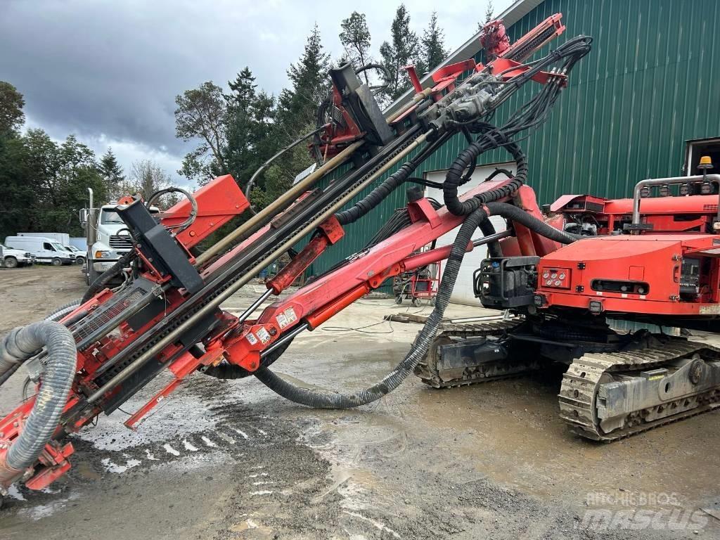 Sandvik DX 800R Свердлильні установки