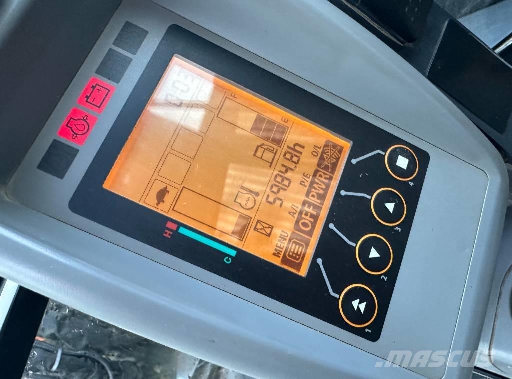 Hitachi ZX 65 USB-6 Міні-екскаватори < 7т