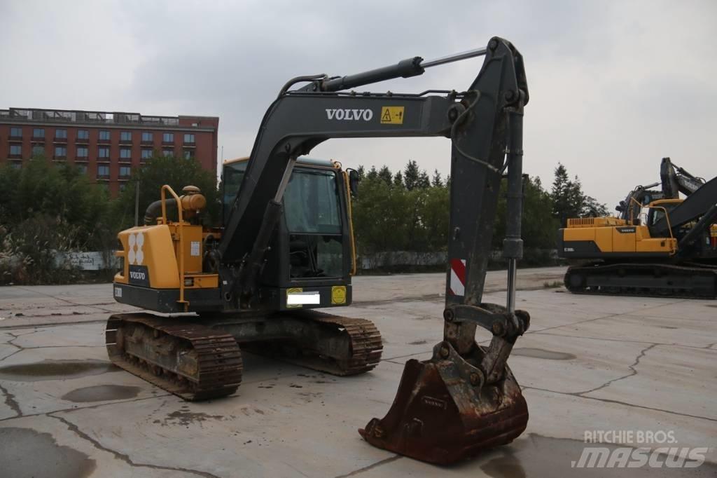 Volvo EC65 Гусеничні екскаватори