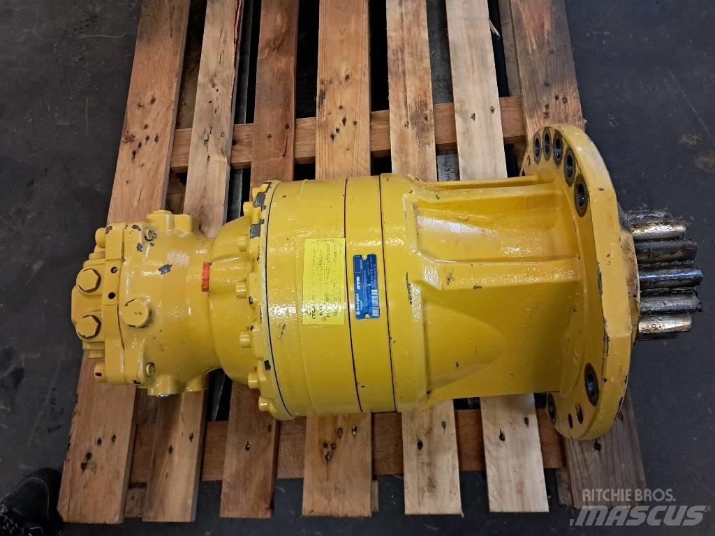 Komatsu PW 180-10 Коробка передач
