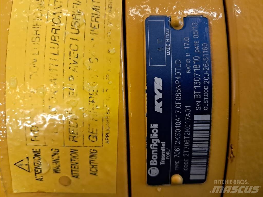 Komatsu PW 180-10 Коробка передач