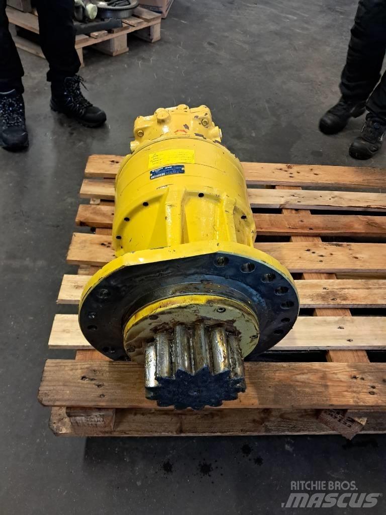 Komatsu PW 180-10 Коробка передач