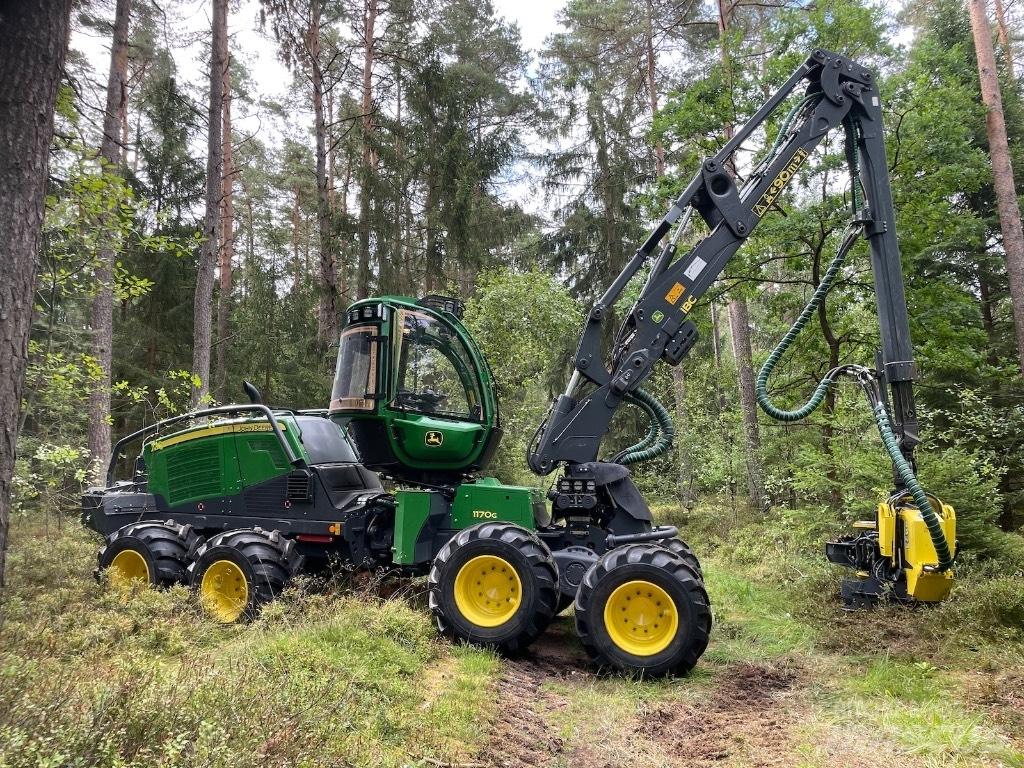 John Deere 1170G 8WD Харвестери