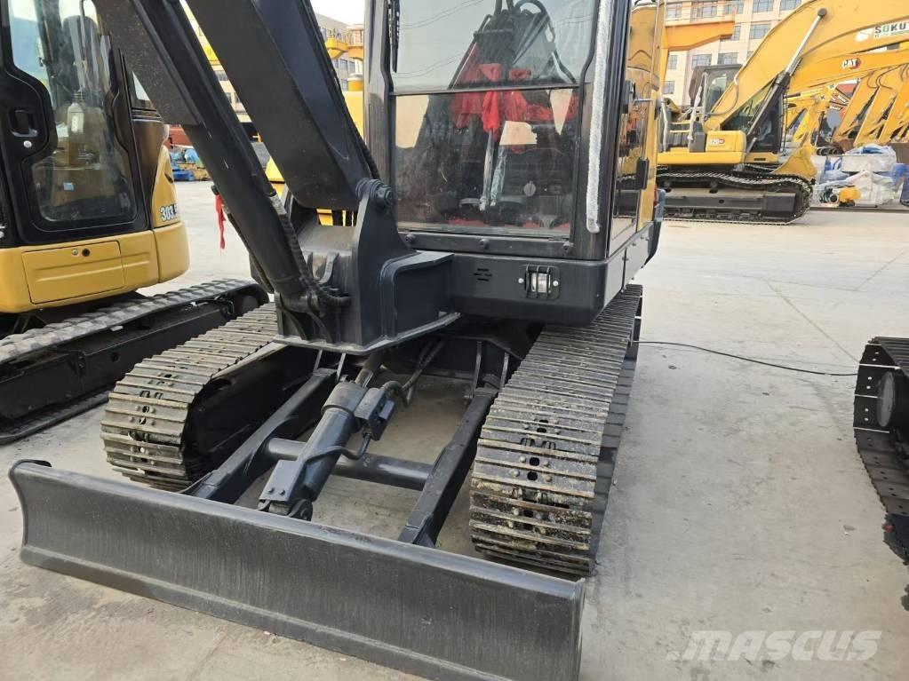 Volvo EC 60 Гусеничні екскаватори