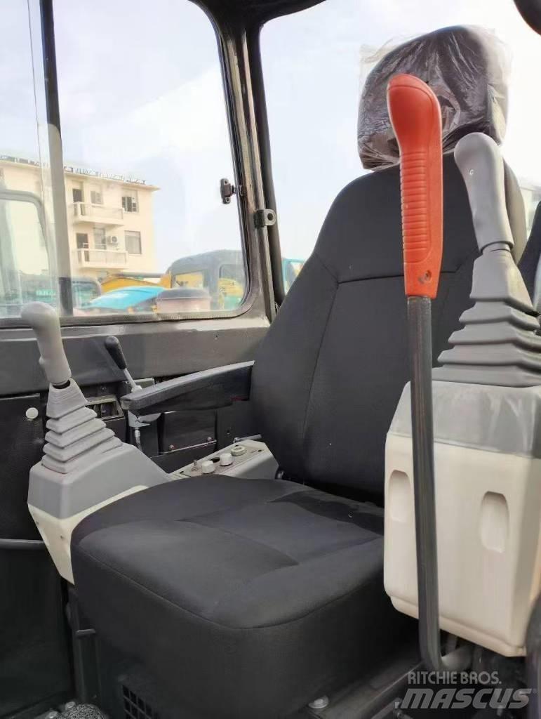 Doosan 55 Гусеничні екскаватори