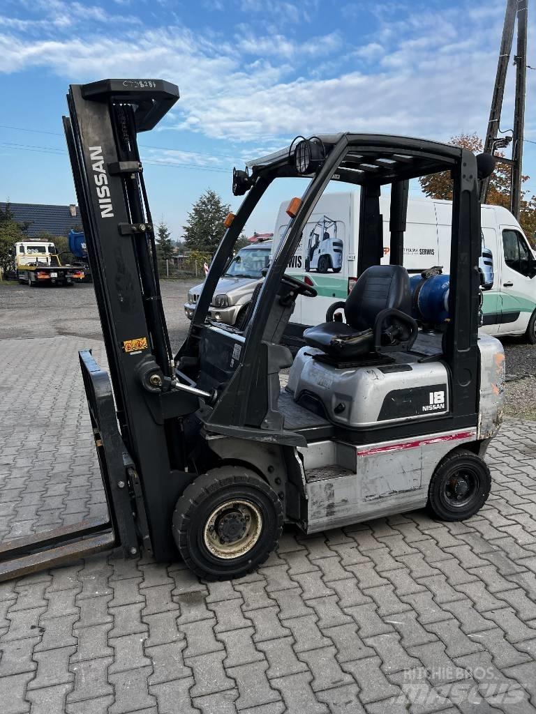 Nissan PD01A18PQ Газові навантажувачі