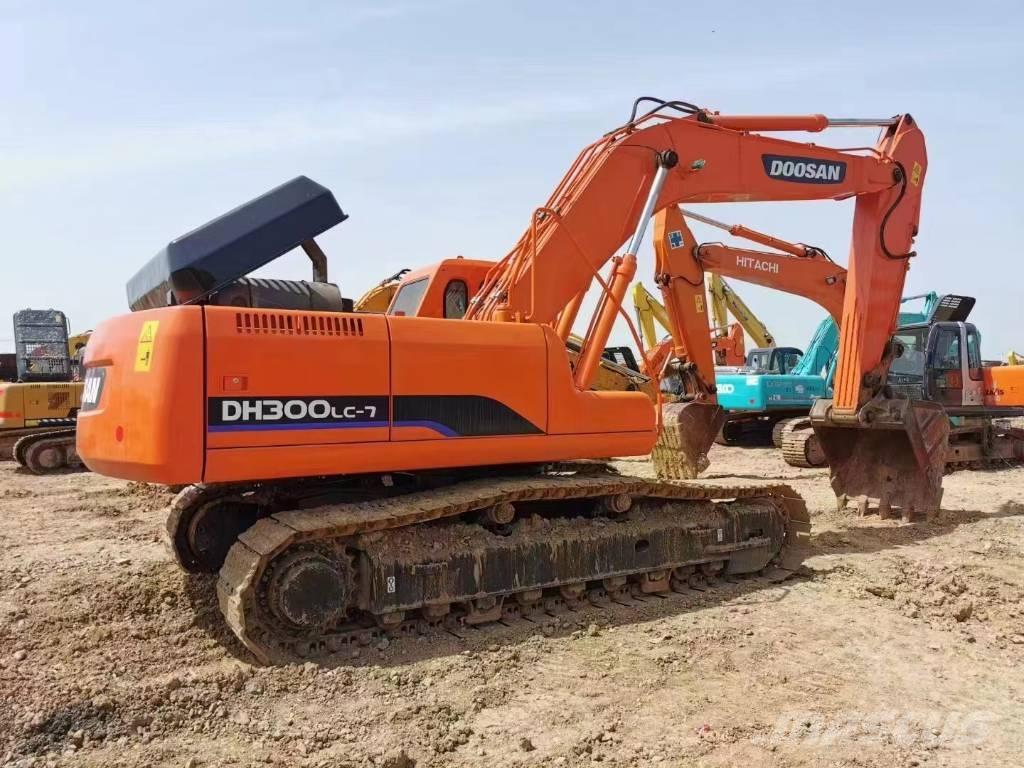 Doosan DH300LC-7 Гусеничні екскаватори