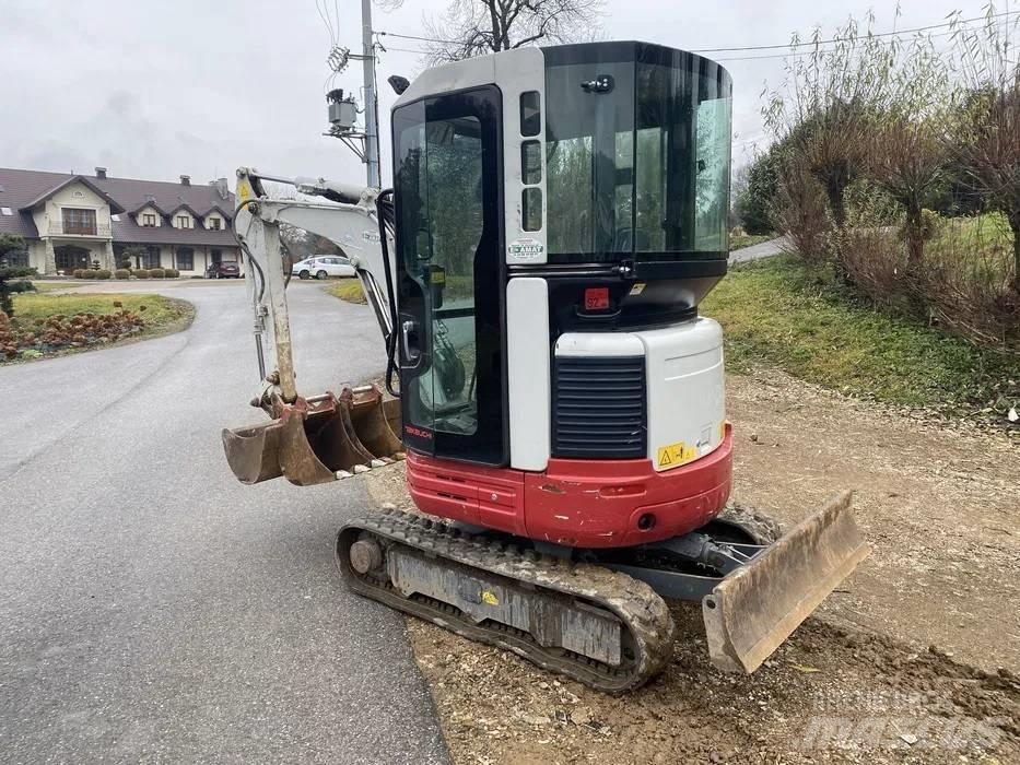 Takeuchi TB 23 R Міні-екскаватори < 7т