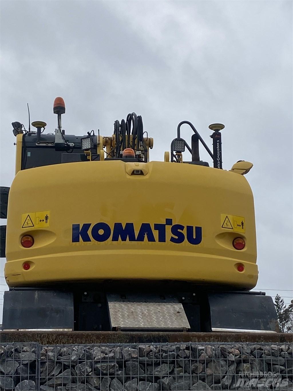 Komatsu PW148-10 Колісні екскаватори