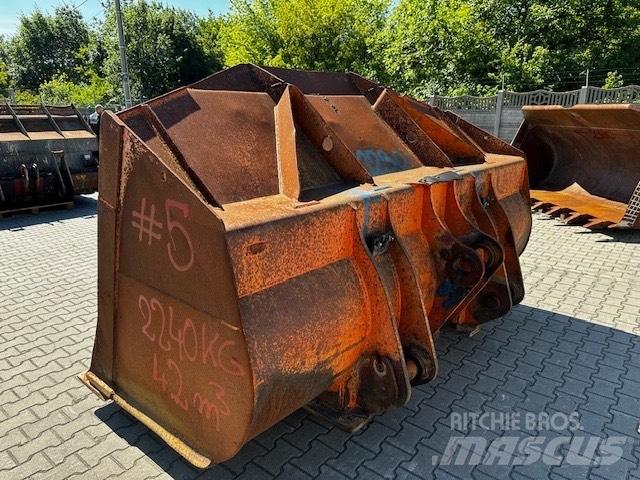 Hitachi LX 290 Ковші